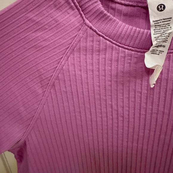 Lululemon Ribbed Long Sleeve Top Pink Purple Size 4 Thumbholes - Picture 5 of 11